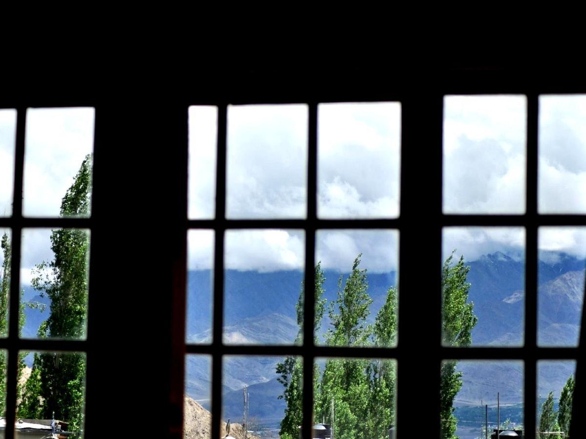 Kidar Hotel Leh Bagian luar foto